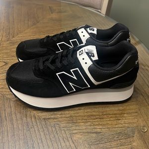 New Balance 574+